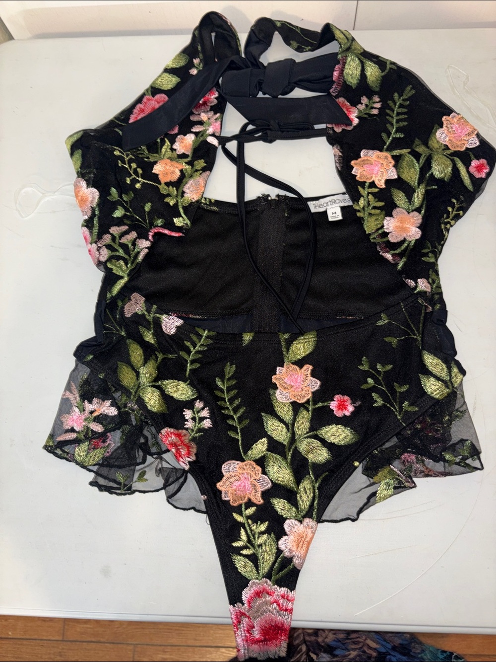 #219 NEW medium bodysuit w/ sleeves